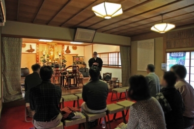 第14回 仏教ひとまわりツアー「お骨の行方」 無縁墓地蓮宝寺副住職のお話 第14回 仏教ひとまわりツアー「お骨の行方」 無縁墓地蓮宝寺副住職のお話