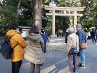 お坊さんと初もうで
